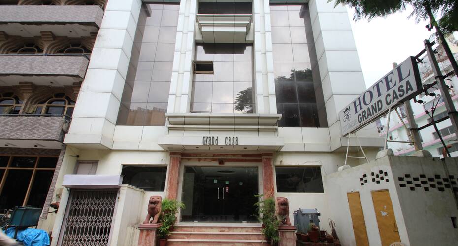 Hotel Kumar Grand Casa, Agra 1